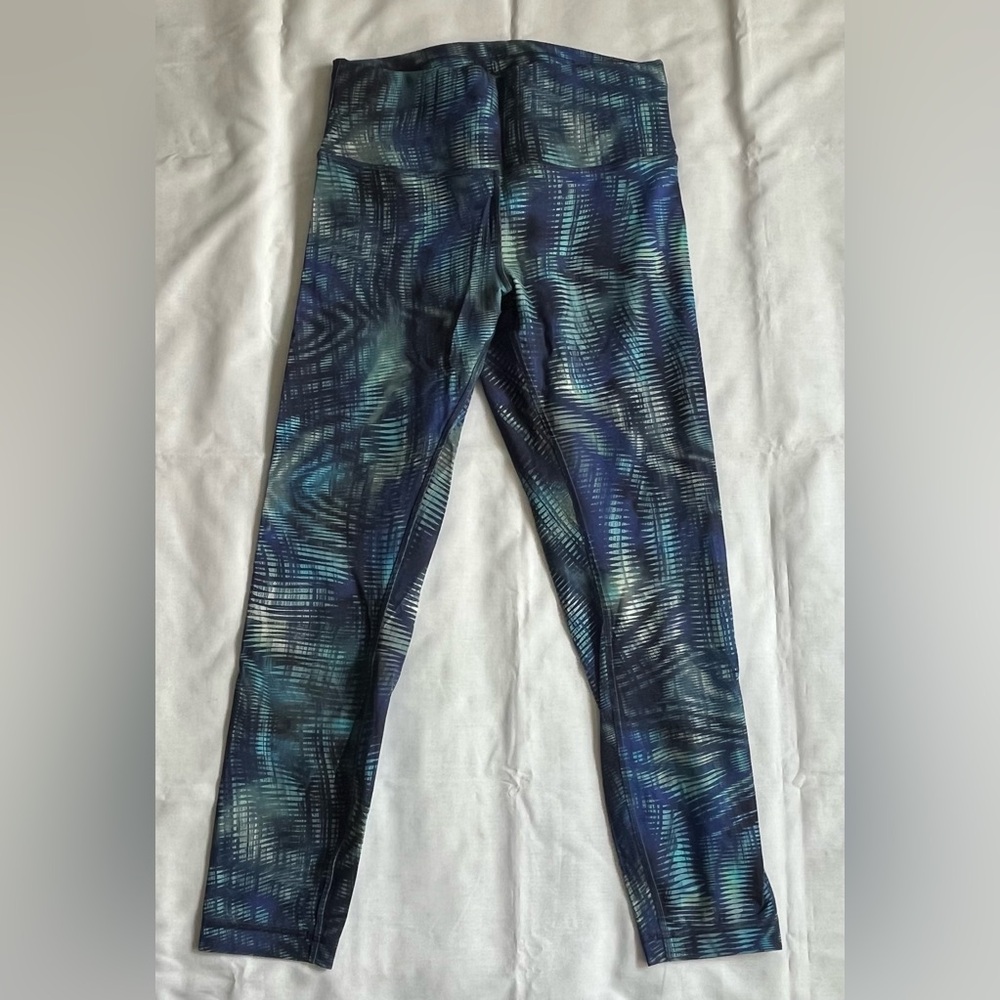 Lululemon. Size 10. Wunder Train.
